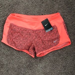 Nike Dri-Fit Pebble Print Shorts NWT Sz M